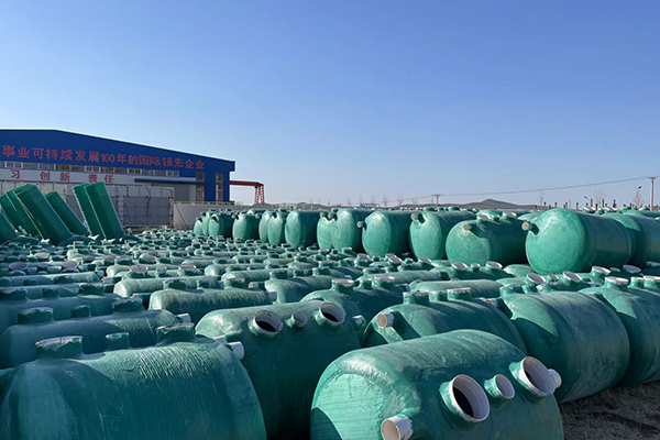 安裝玻璃鋼化糞池離水井多遠(yuǎn)比較合適 安裝玻璃鋼化糞池離水井多遠(yuǎn)比較合適